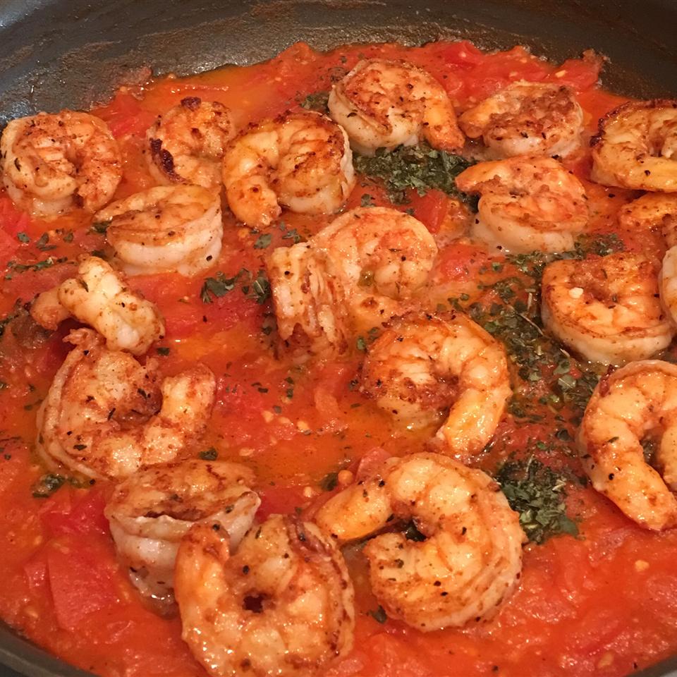 Linguine Pasta with Shrimp and Tomatoes 