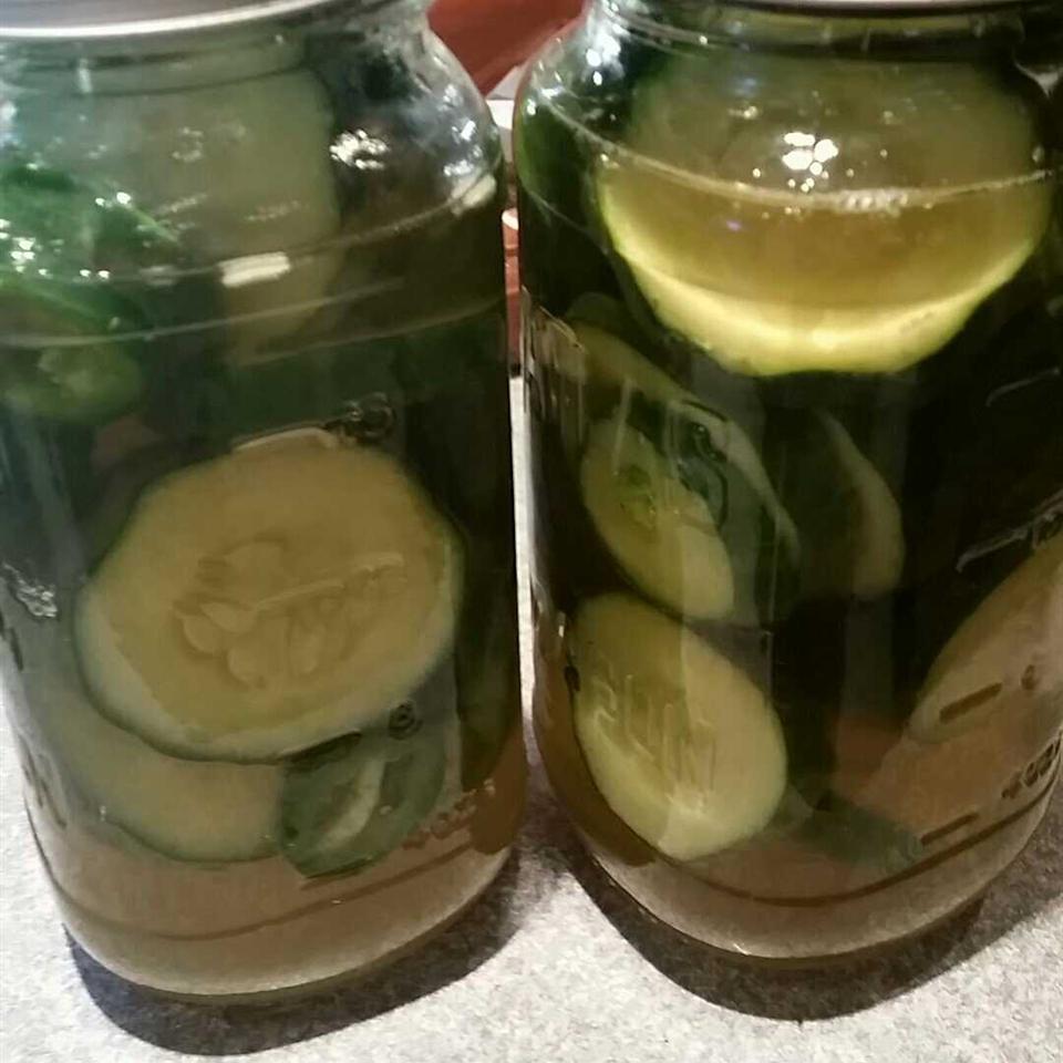 Refrigerator Pickles 