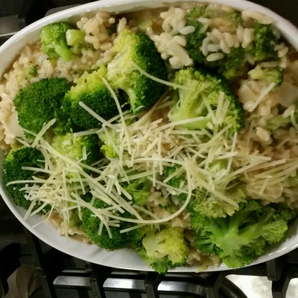 Broccoli Risotto with Cream and Lemon 