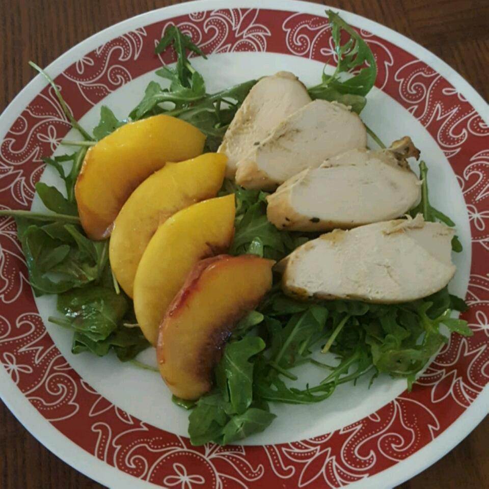 Grilled Chicken, Peach, and Arugula Salad 