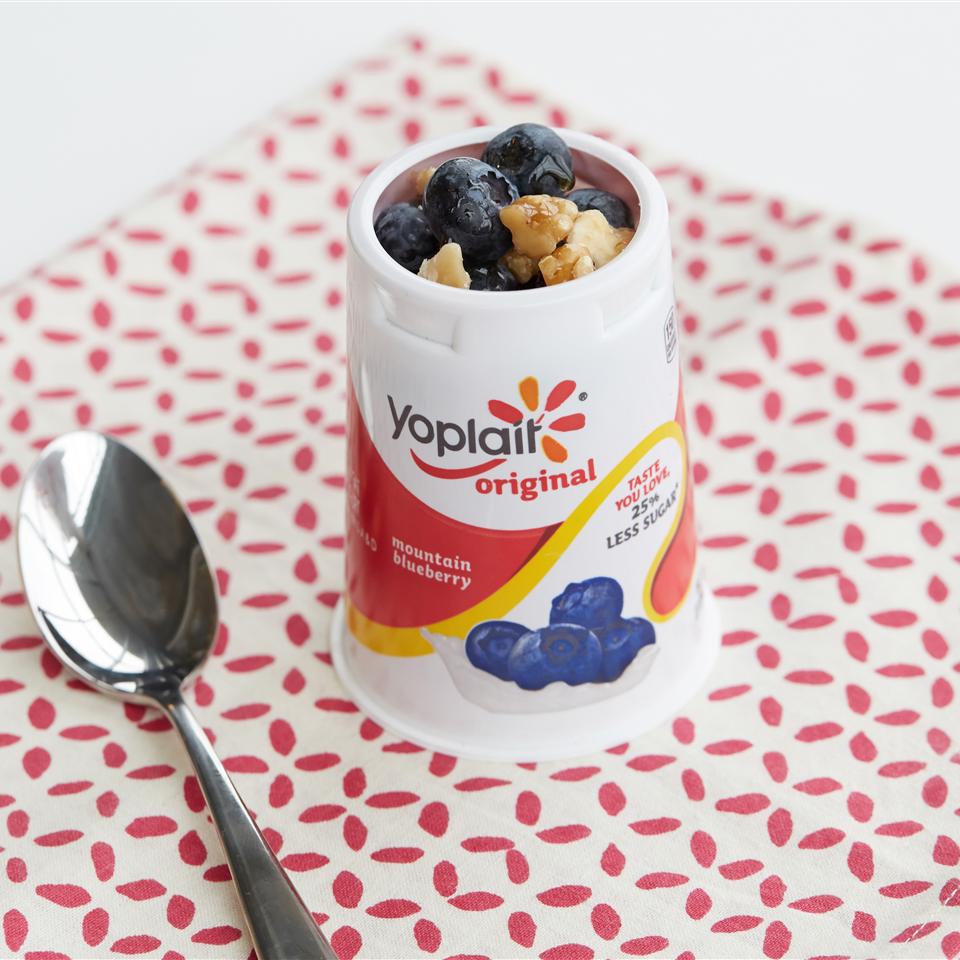Berry-Maple Yogurt Cup 