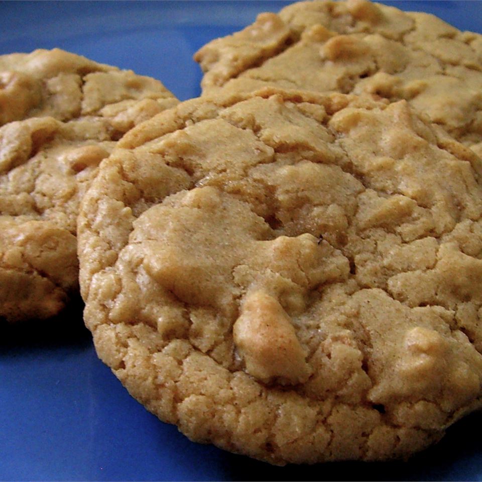 Chewy Maple Cookies 