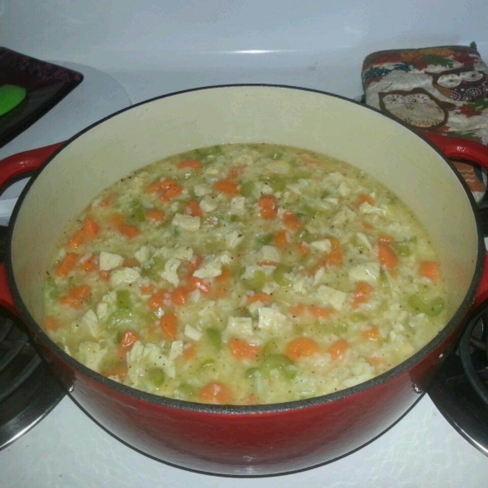 Tarragon Chicken and Rice Soup 
