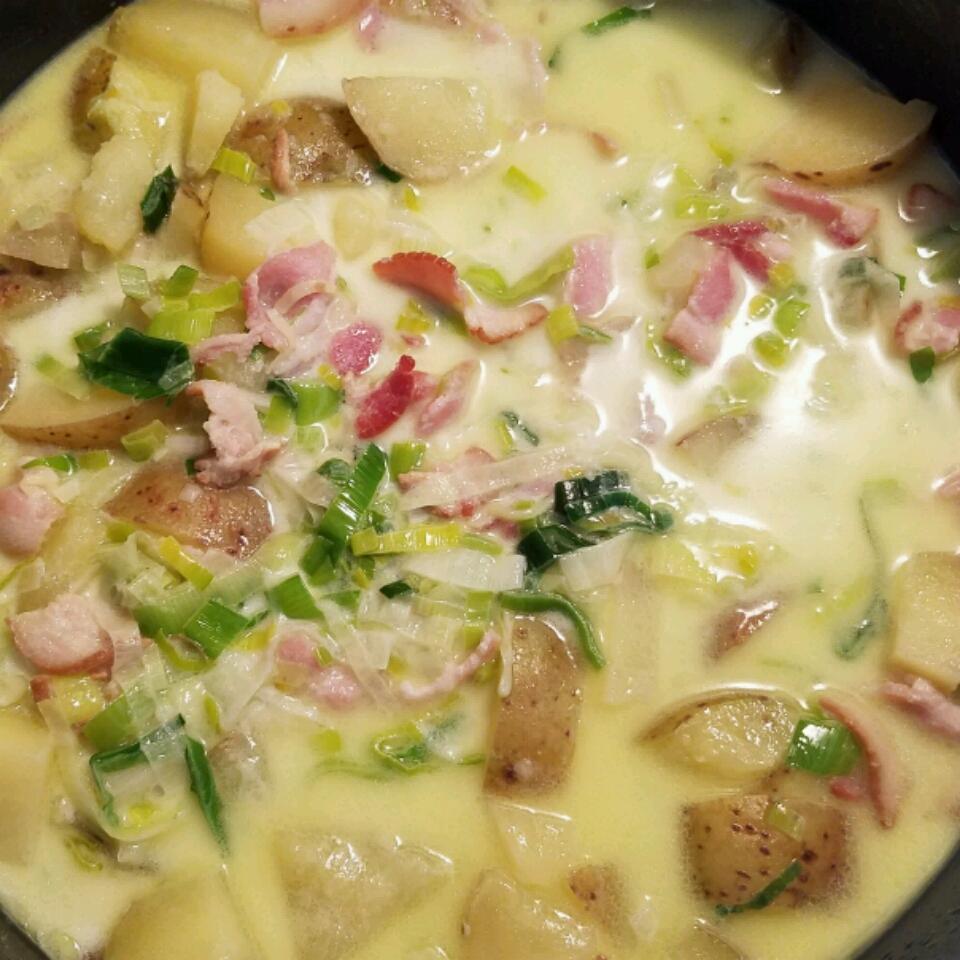 Creamy Potato Leek Soup II 