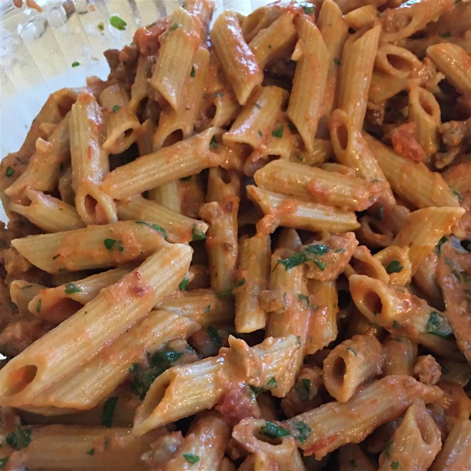Penne with Spicy Vodka Tomato Cream Sauce 