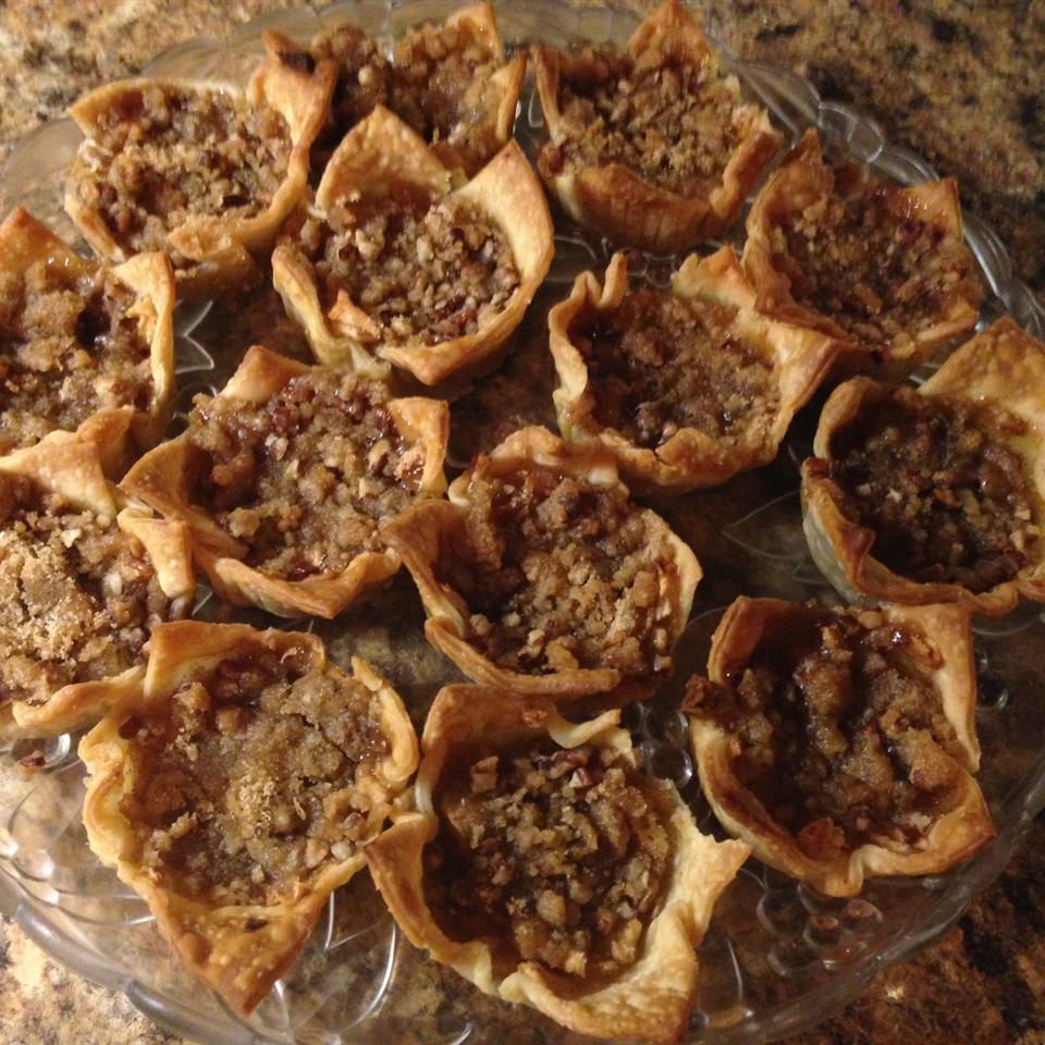 PAM's Mini Apple Pies with Almond Crumble 