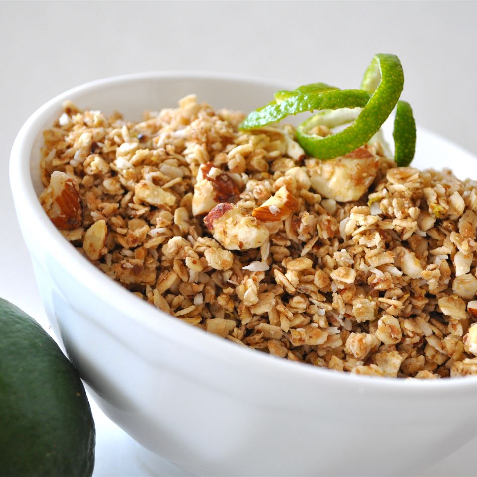 Honey-Lime Granola with Almonds 