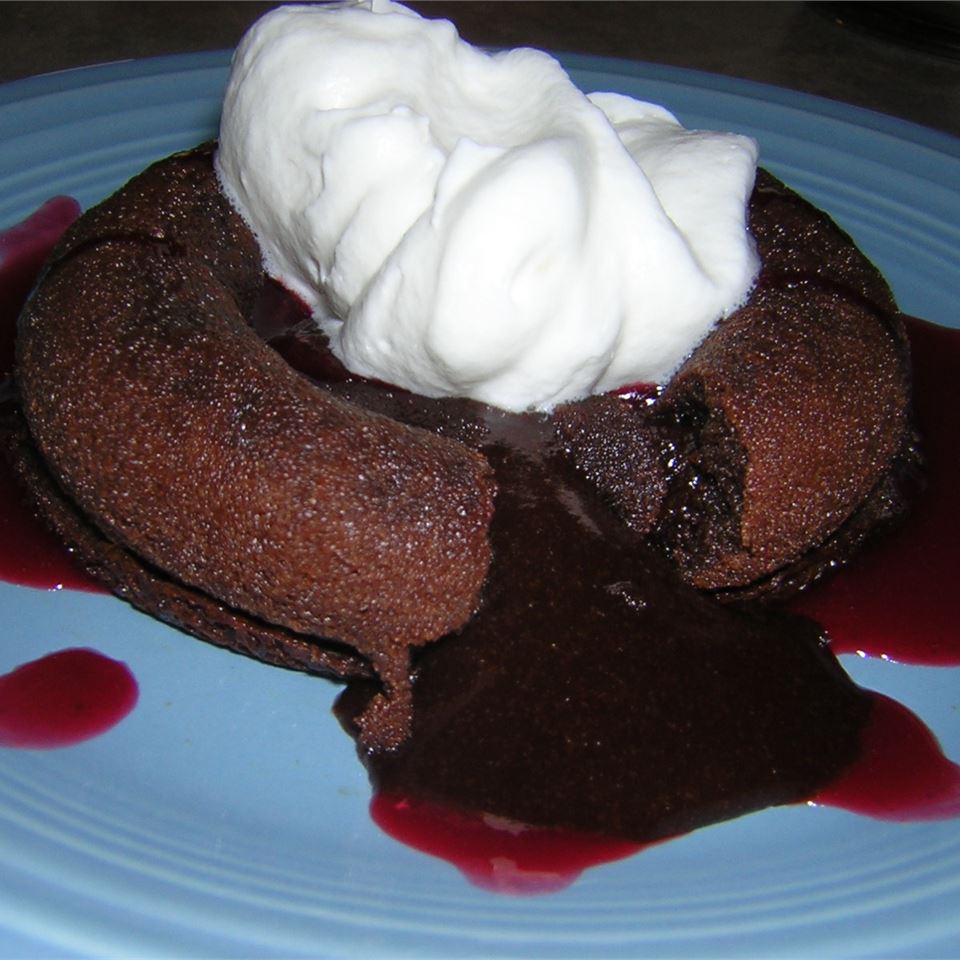 Molten Chocolate Cakes With Sugar-Coated Raspberries 