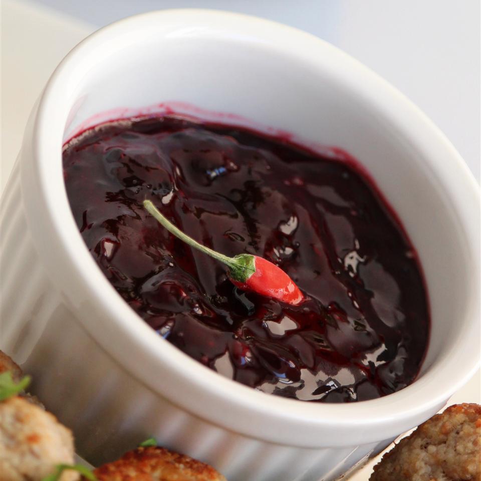 <p>If you're looking for an out-of-the-box BBQ sauce, your search ends with this sweet-heat blackberry sauce.</p>
                          
