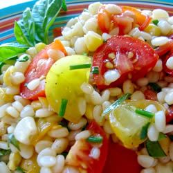 Pasta with Fresh Tomatoes and Corn 