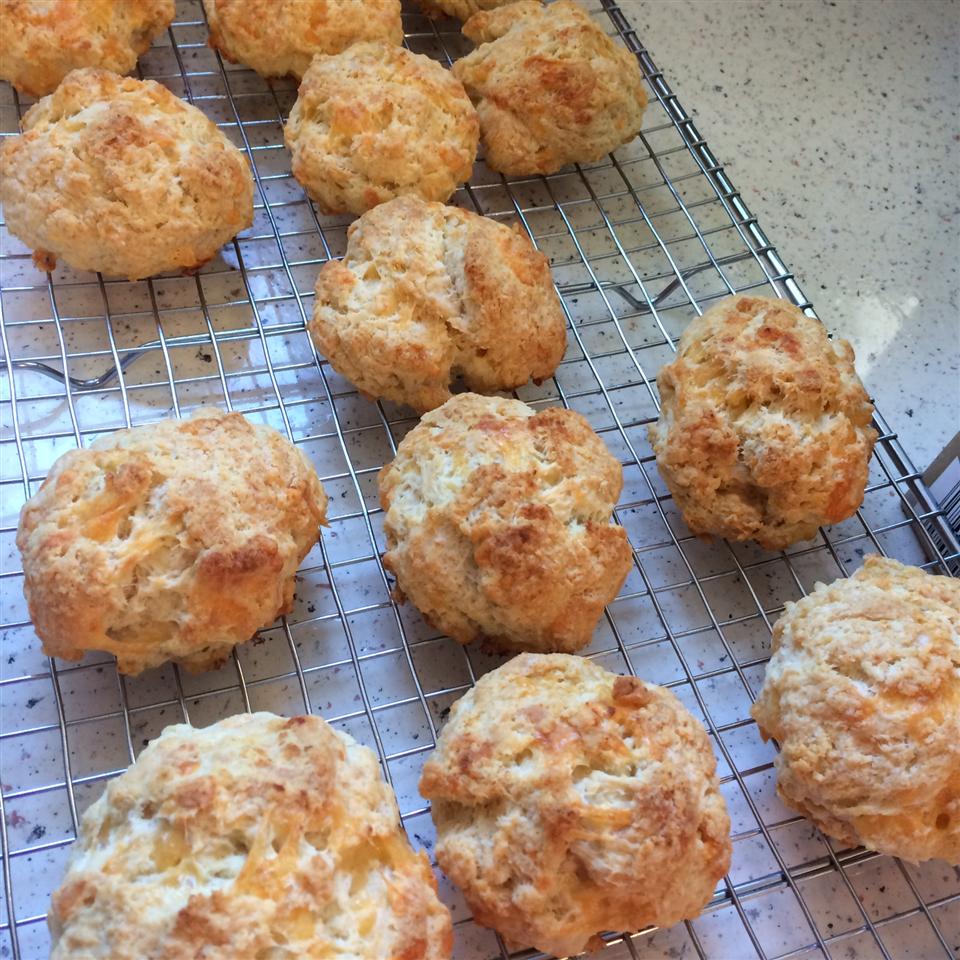 Cheddar Biscuits 