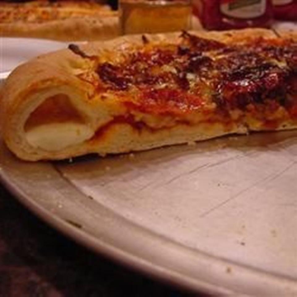 Jan's Copycat Version of Pizza Hut&reg;'s Stuffed Crust Pizza 