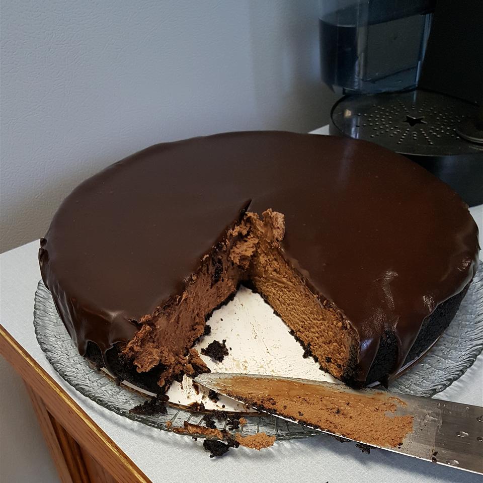 Irish Cream Chocolate Cheesecake 