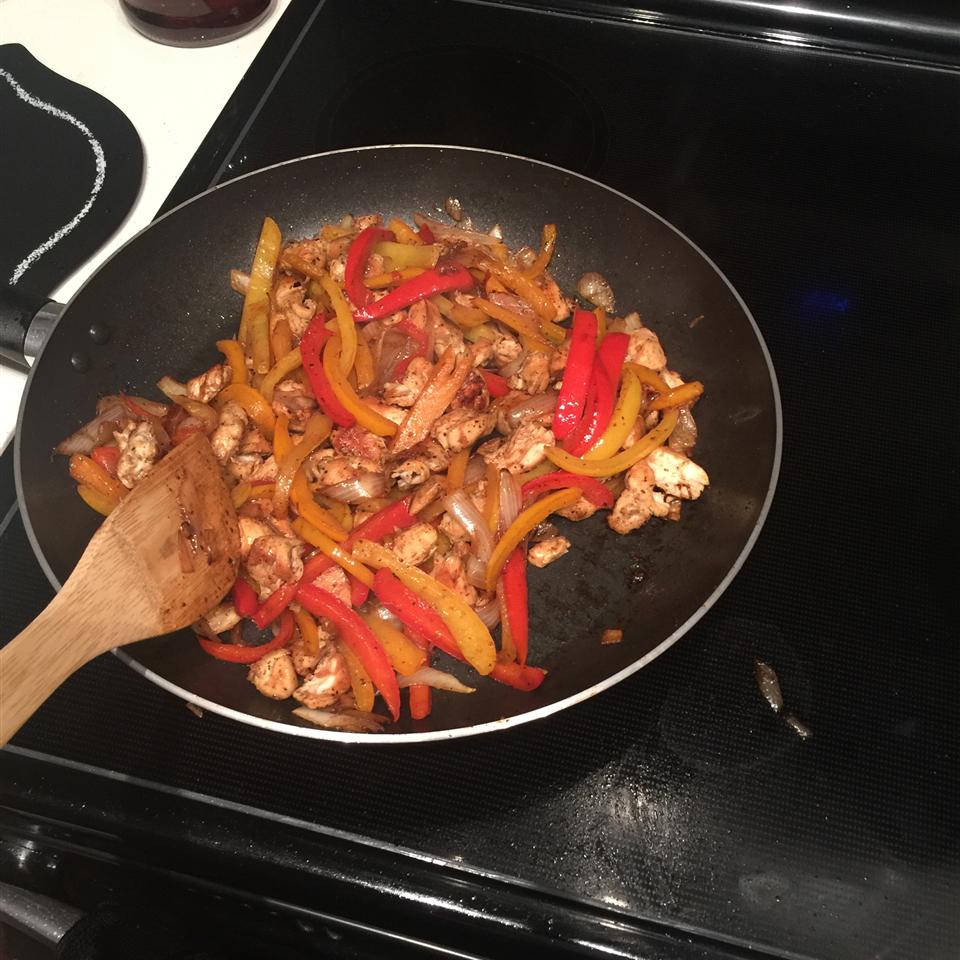 Chicken and Peppers with Balsamic Vinegar 