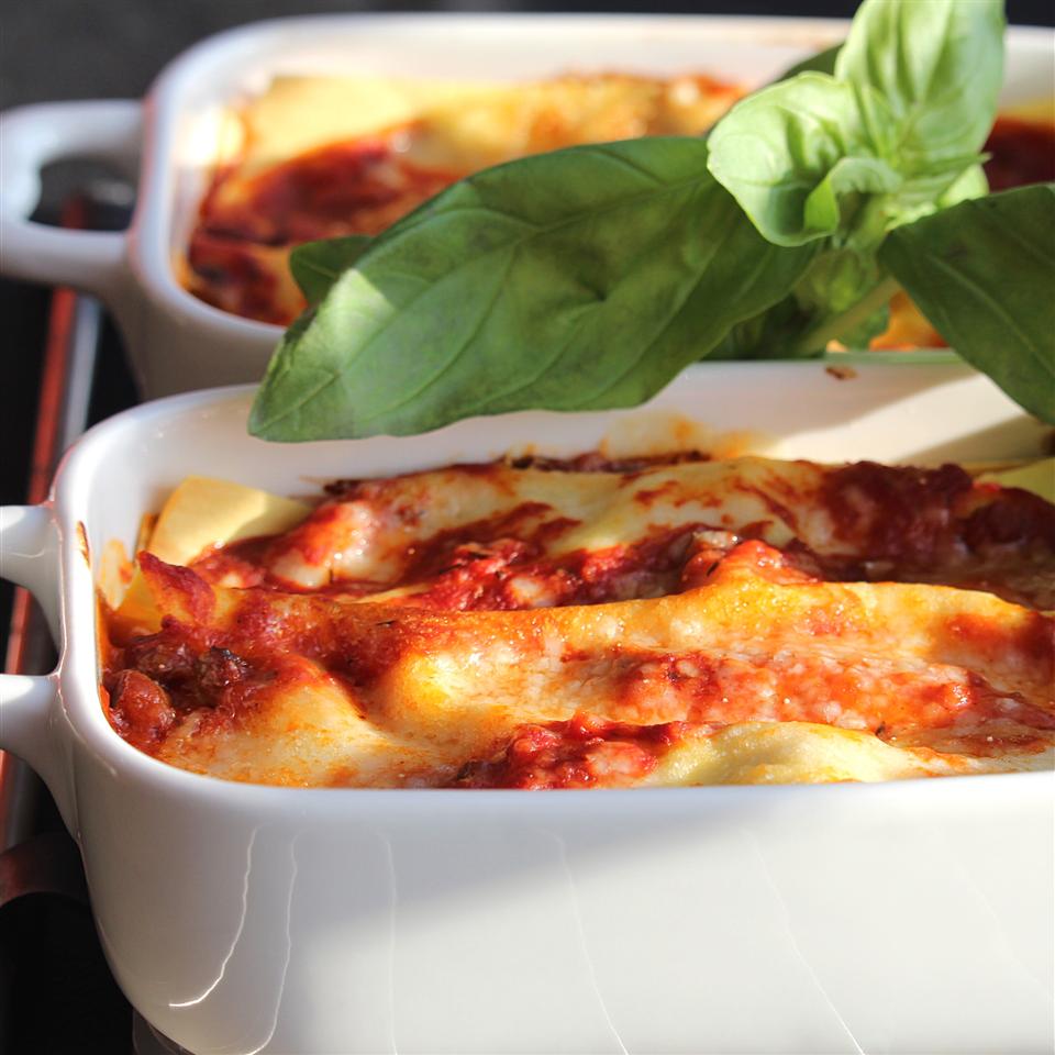 Oven-Ready Lasagna with Meat Sauce and Bechamel Buckwheat Queen