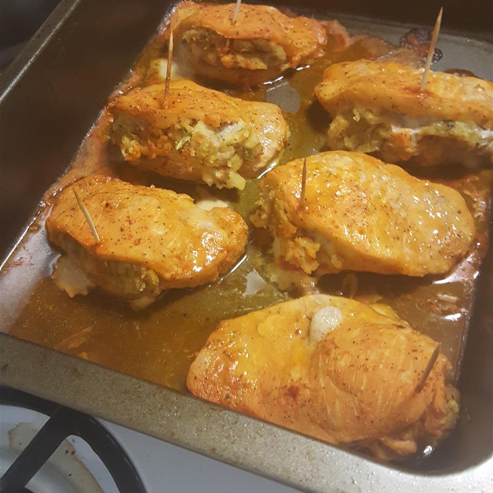 Oven-Baked Stuffed Pork Chops 
