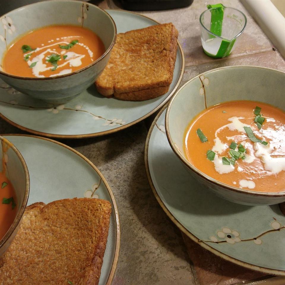 How to Make Tomato Bisque image