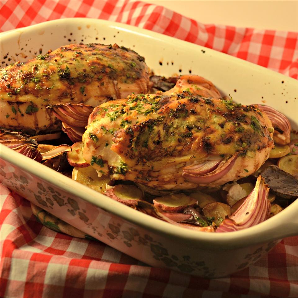 Balsamic Chicken with Red Onions and Potatoes 