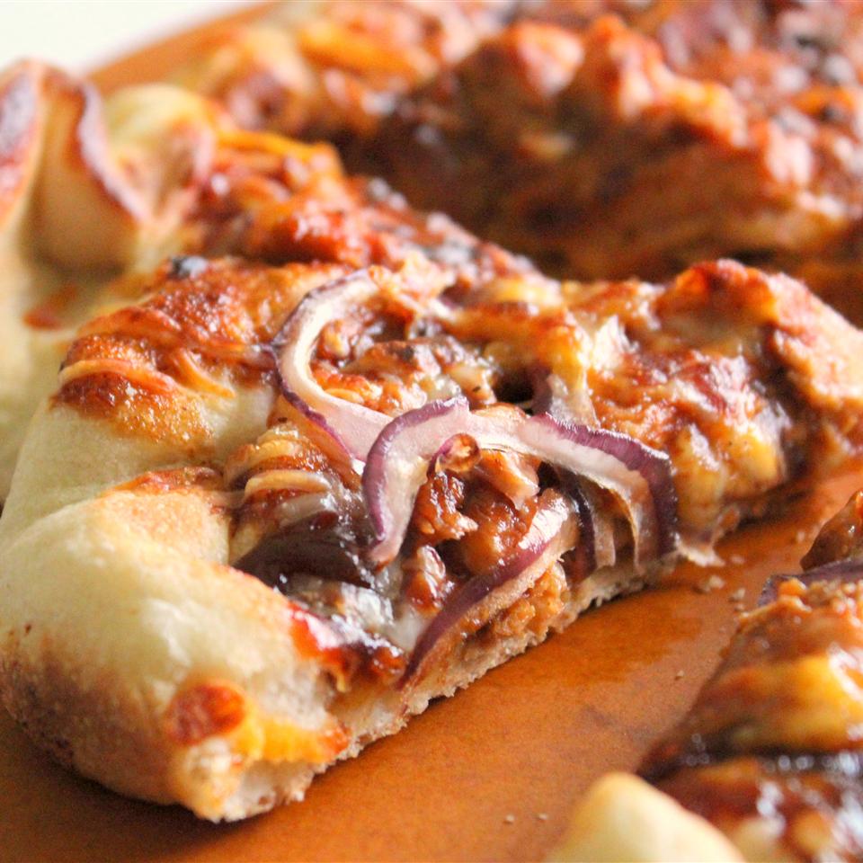 Quick and Easy BBQ Chicken Pizza