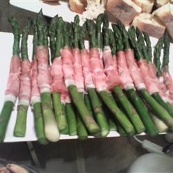 Cold Asparagus with Prosciutto and Lemon 