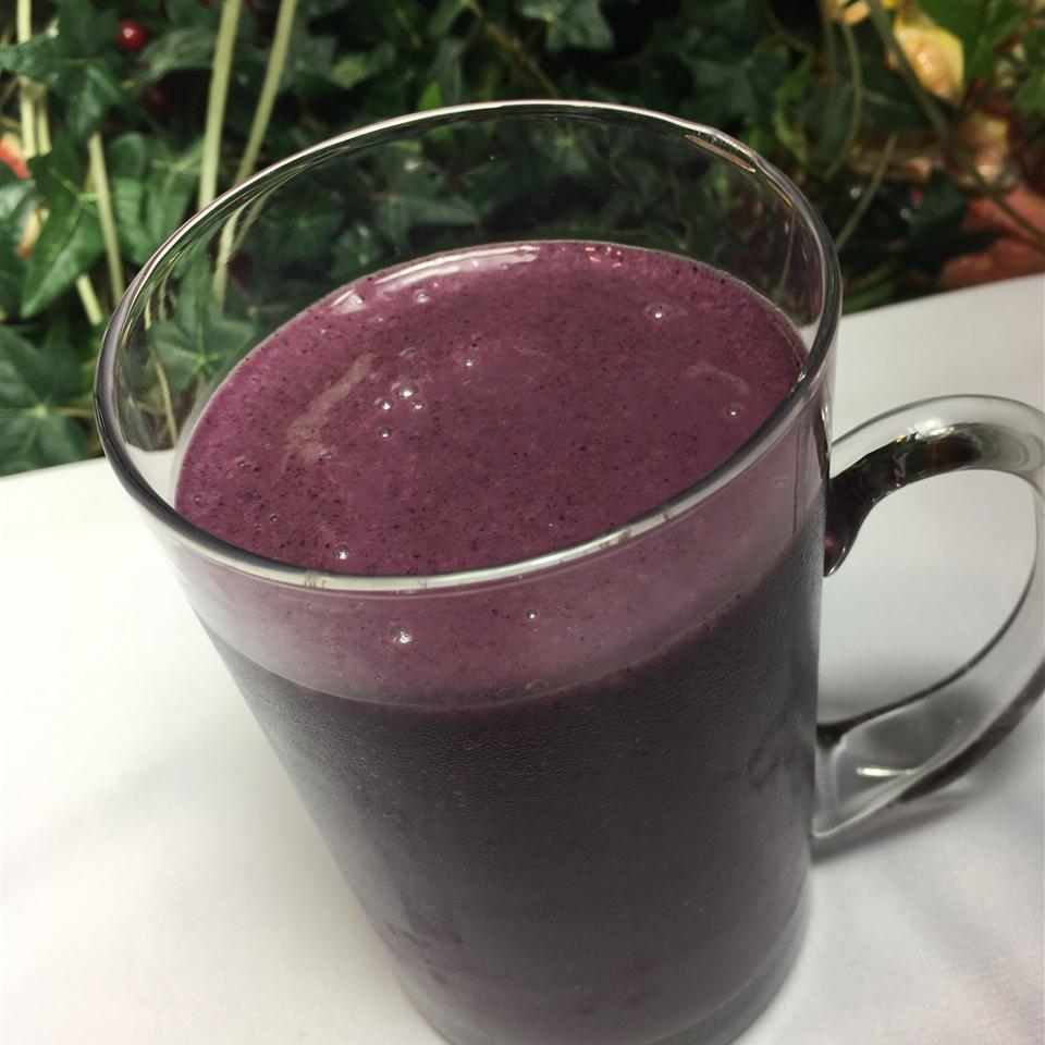 Berry, Banana, and Almond Butter Bliss Smoothie 