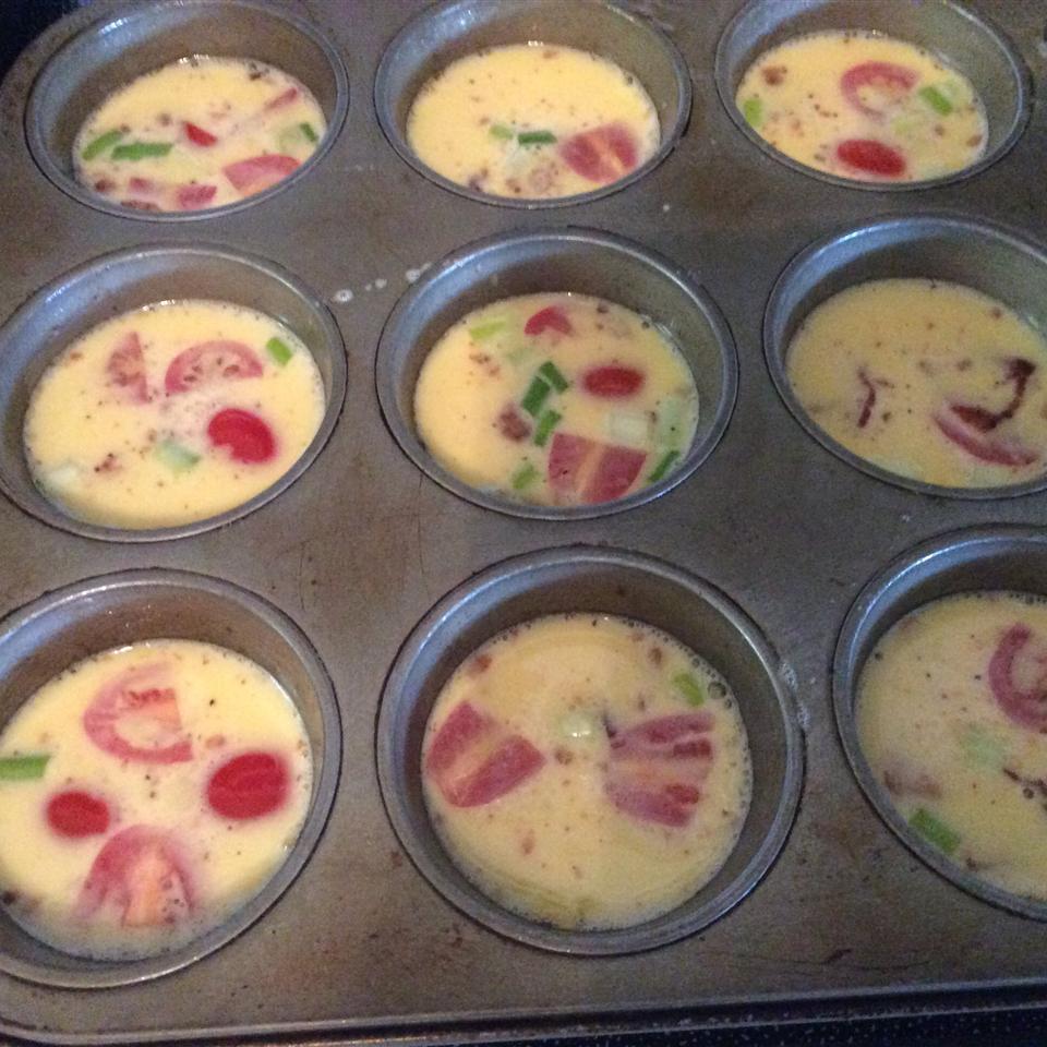 Tomatoes and Bacon Egg Muffins 