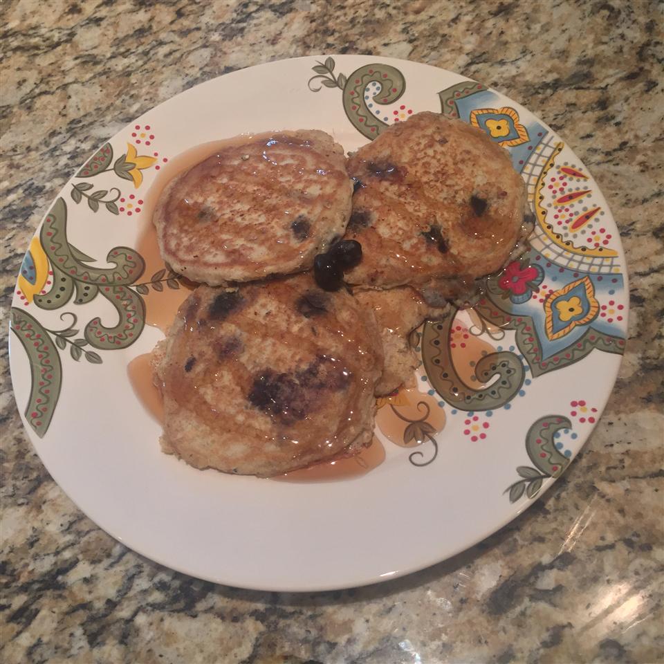 Oatmeal and Wheat Flour Blueberry Pancakes Kelsey Burns