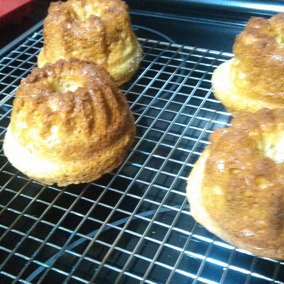 Fluffy Cake Doughnuts 