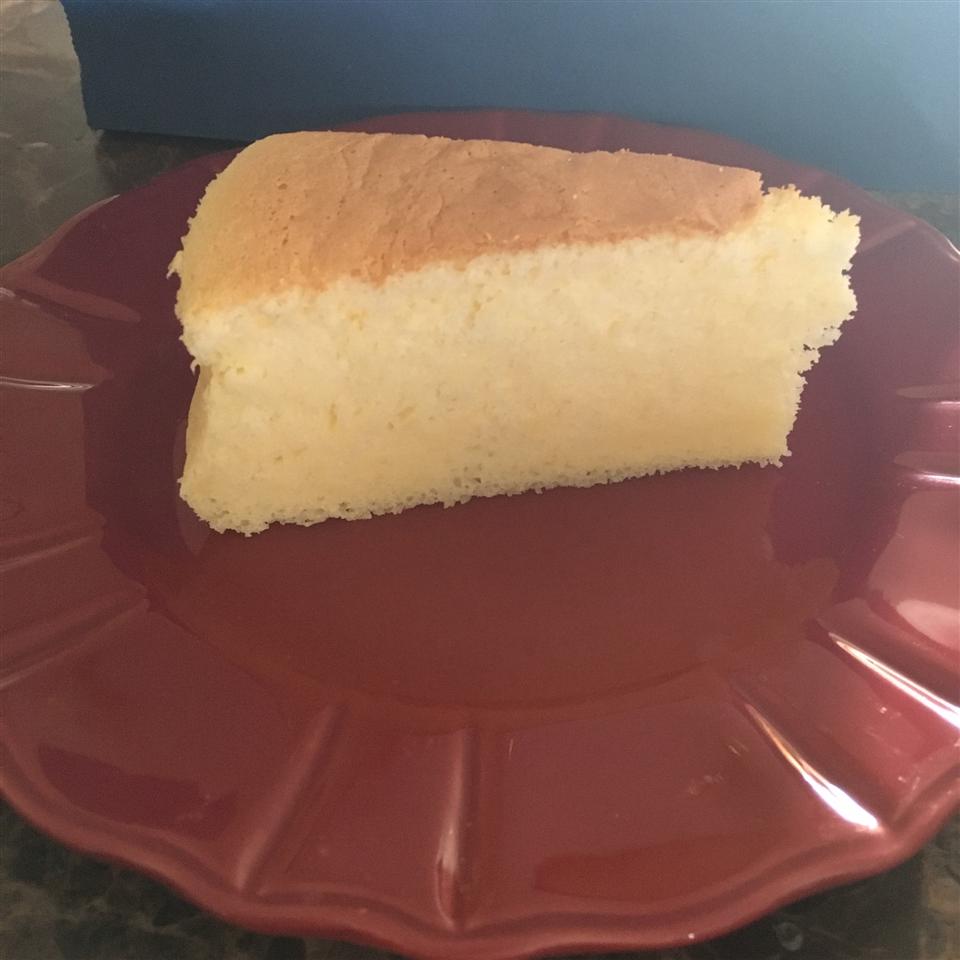Spongy Japanese Cheesecake 