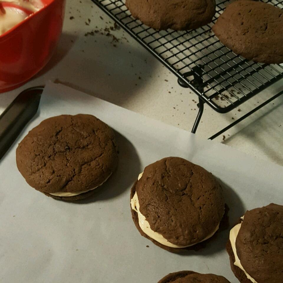 Stef's Whoopie Pies with Peanut Butter Frosting 