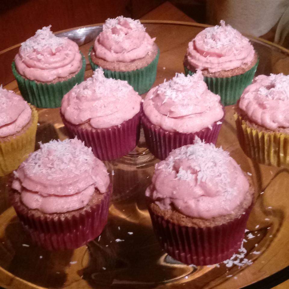 REALLY Real Strawberry Cupcakes 