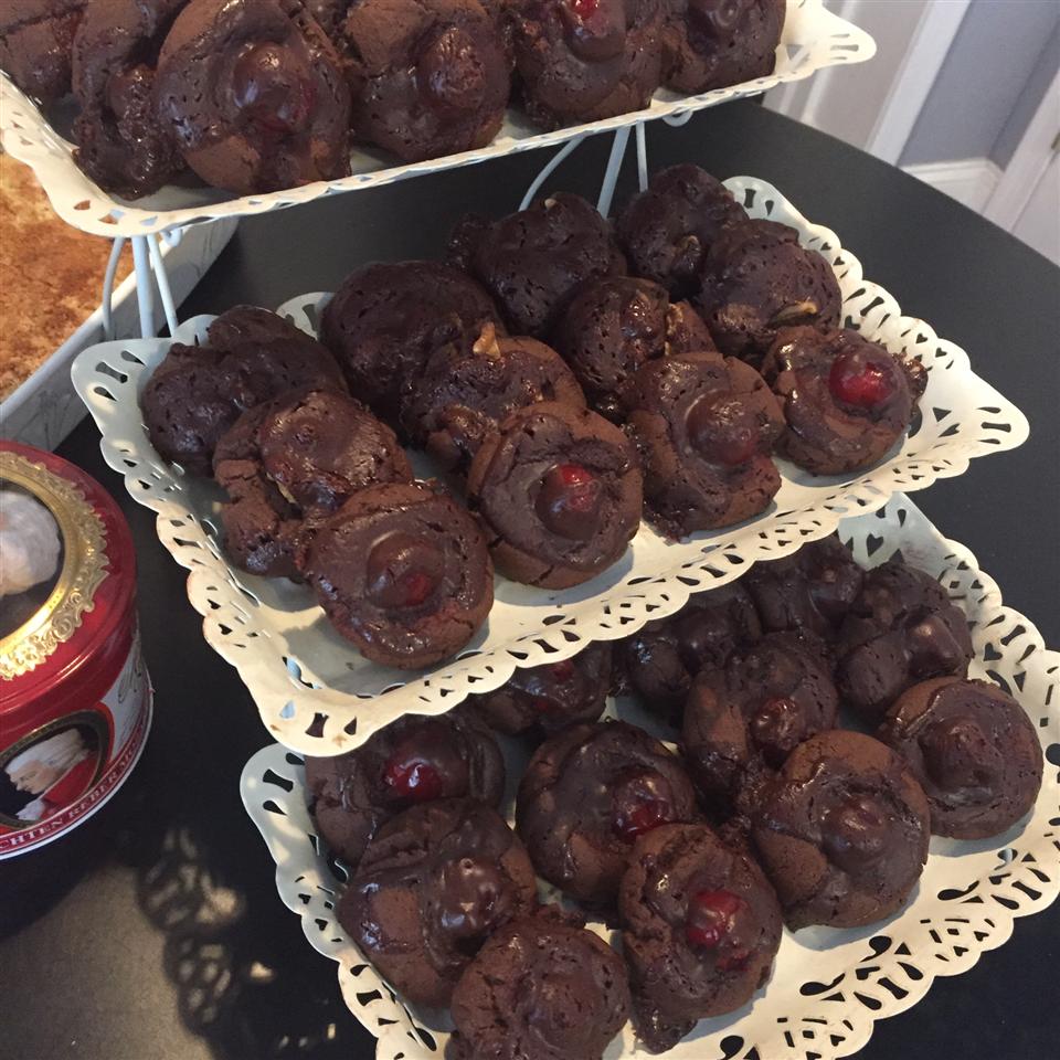 Chocolate Covered Cherry Cookies 
