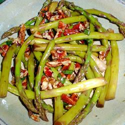 Asian Asparagus Salad with Pecans 