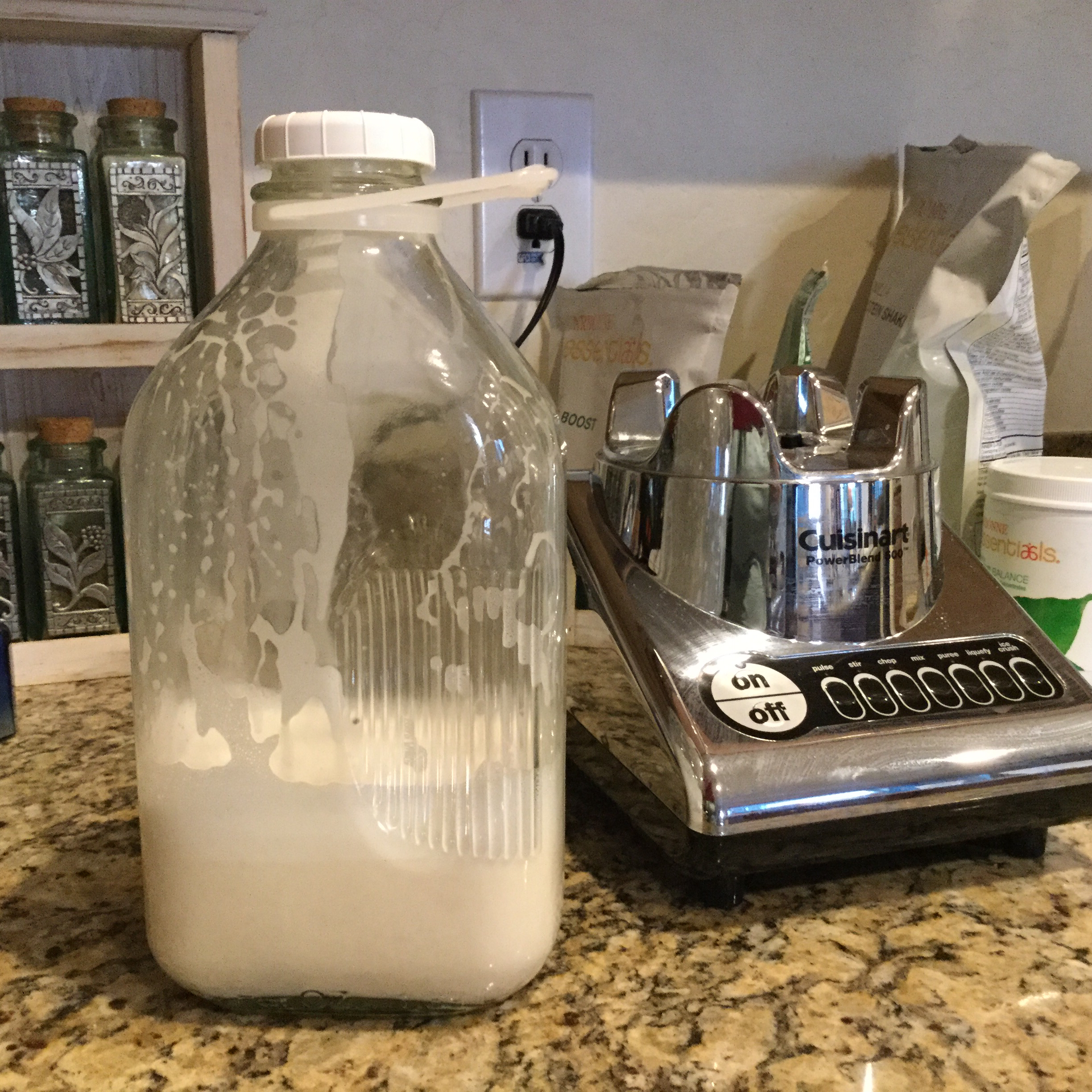Homemade Almond Milk 