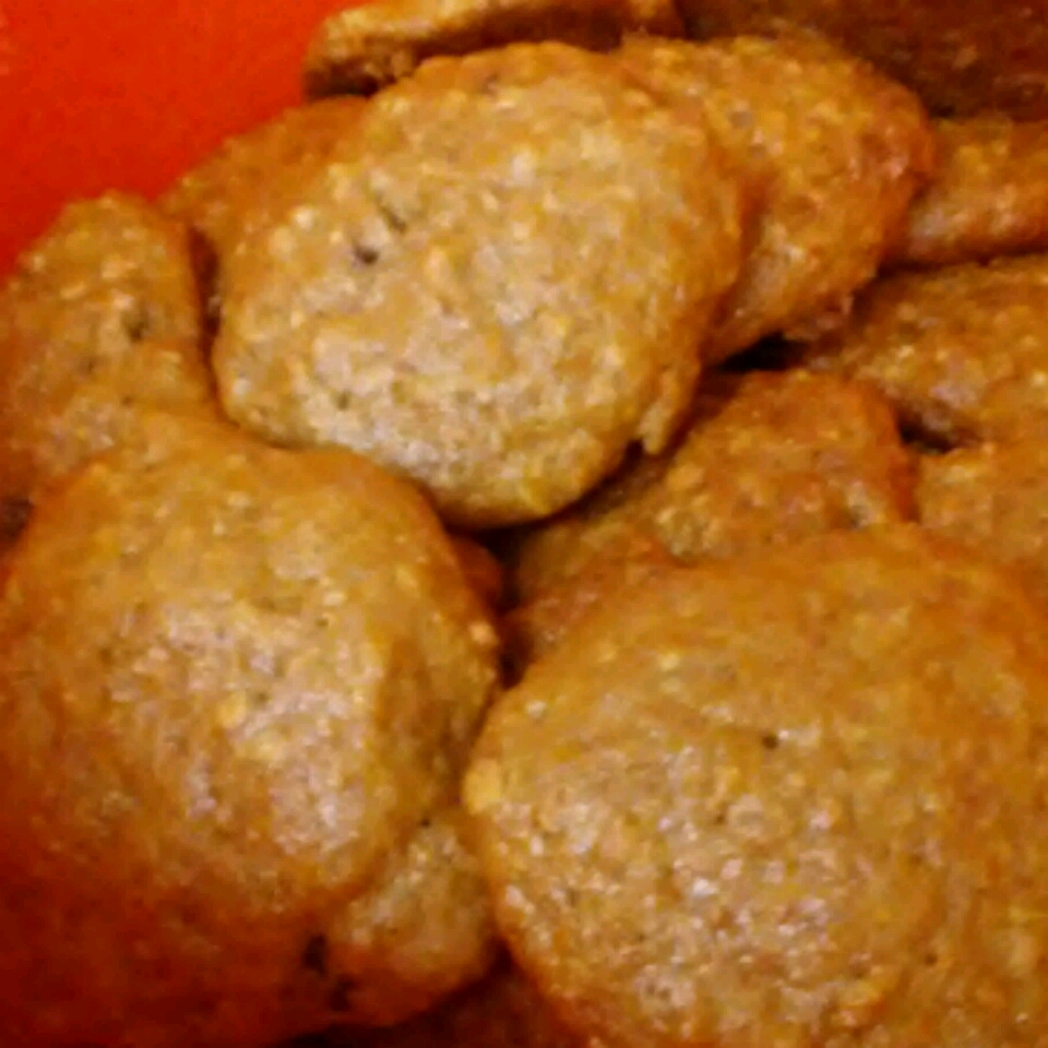 Mom's Raisin Oatmeal Cookies 