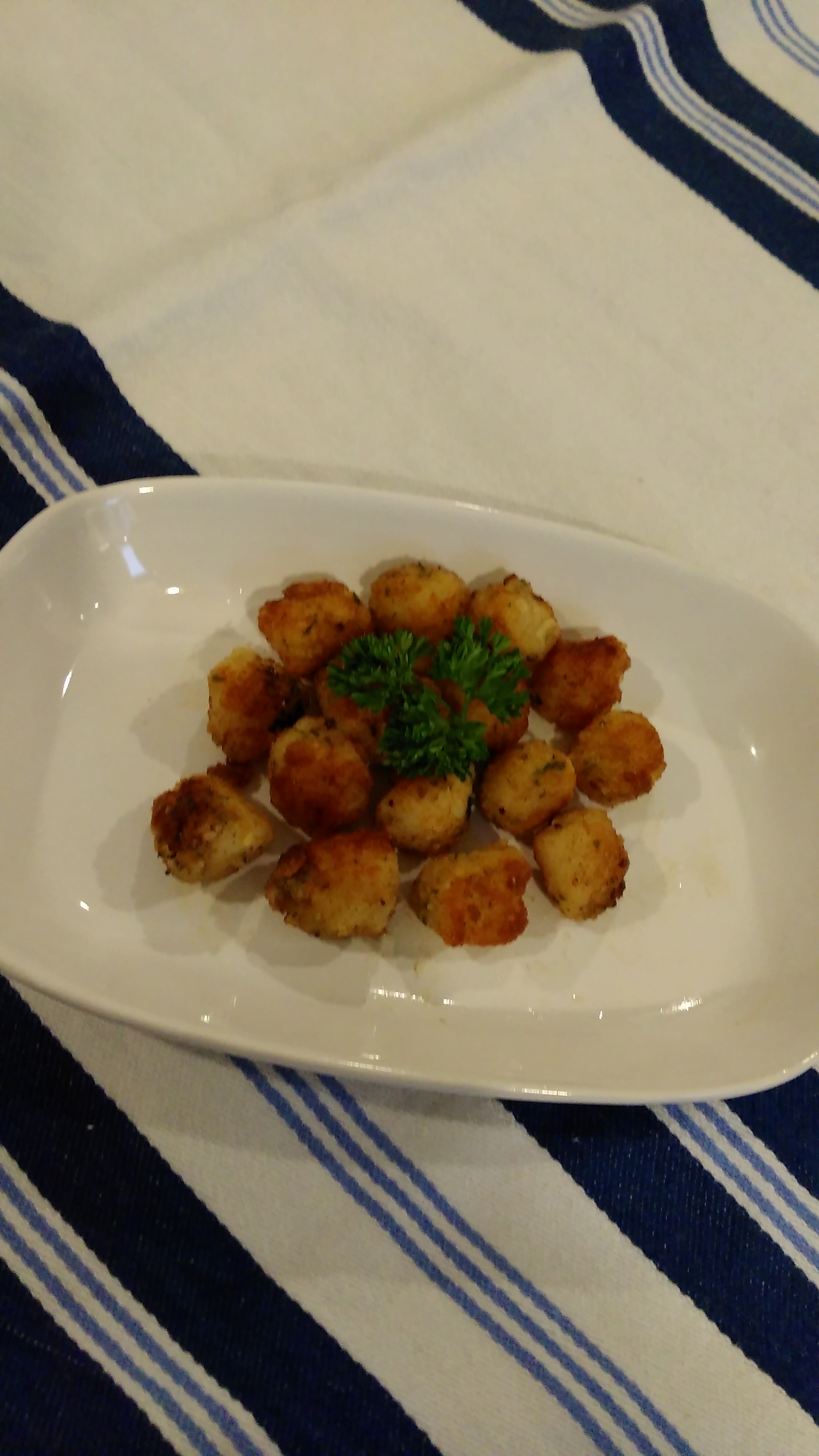 Breaded and Fried Scallops 