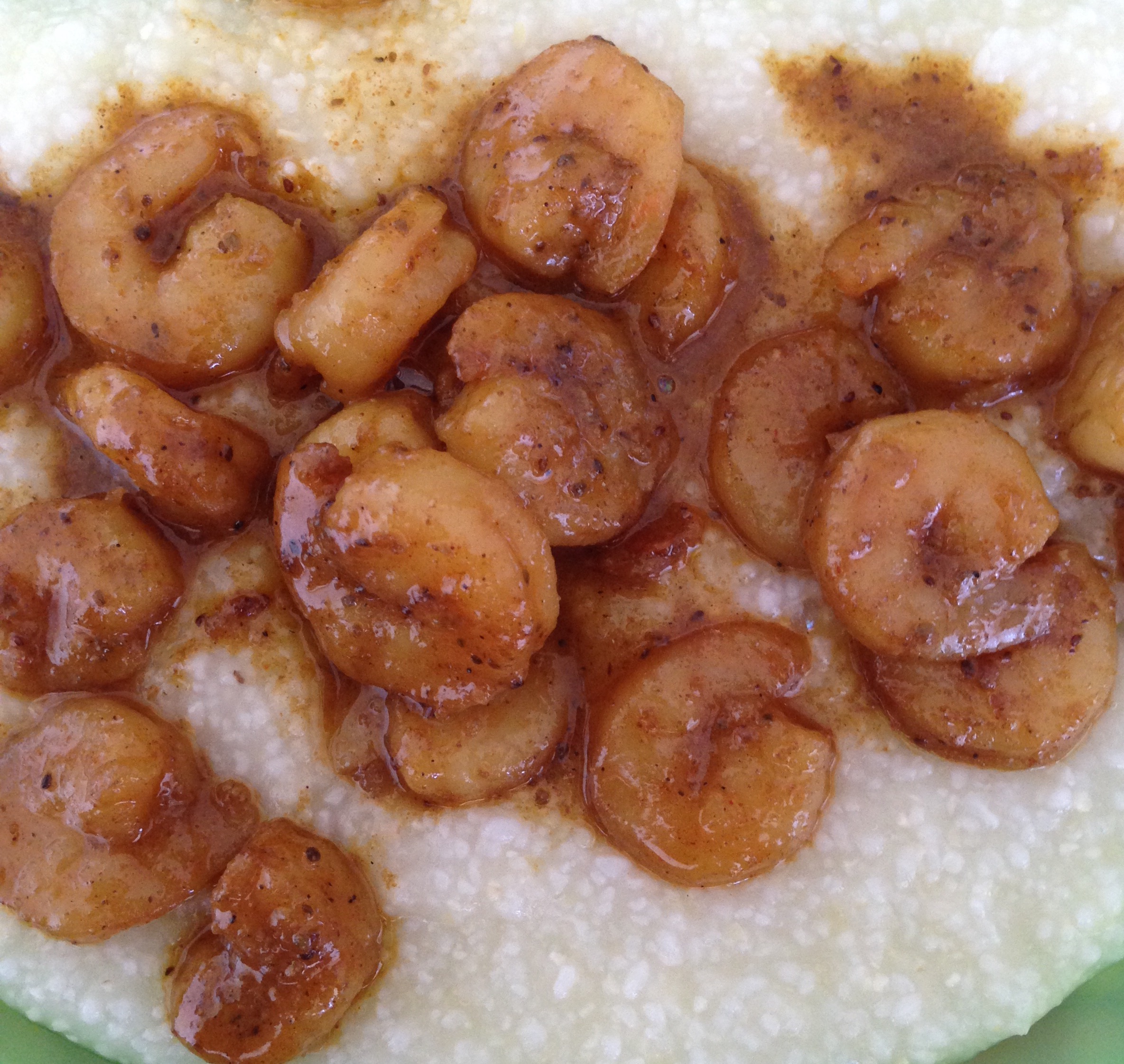 Lowcountry Shrimp and Cheese Grits 