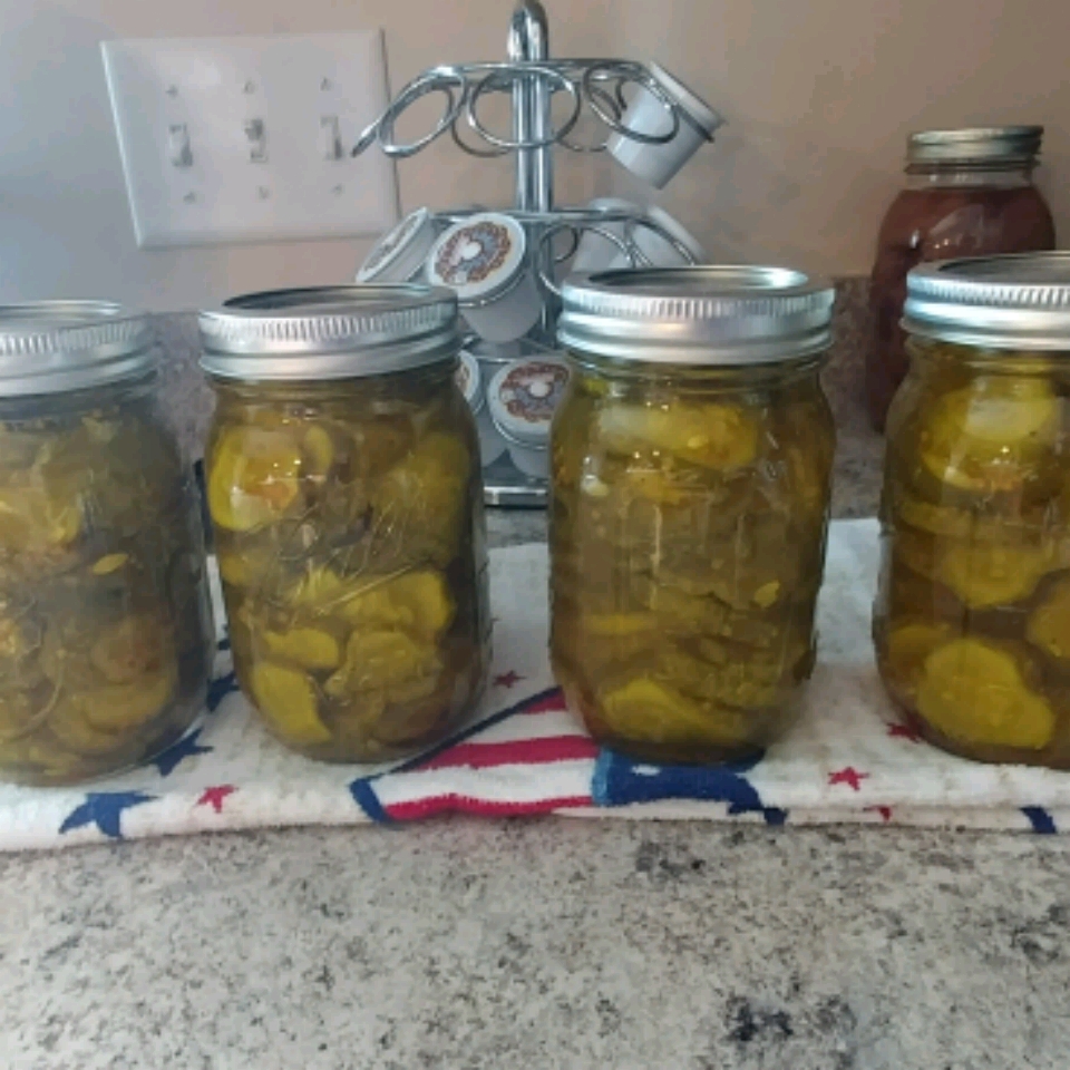 Deb's Bread and Butter Pickles 