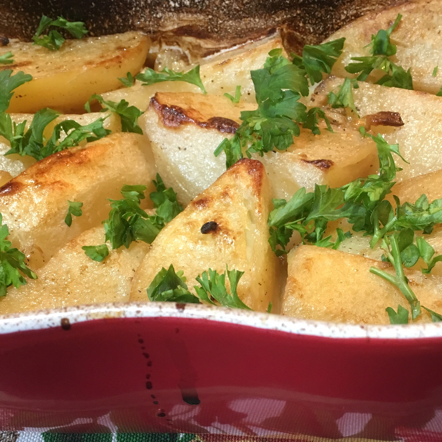Greek Garlic-Lemon Potatoes