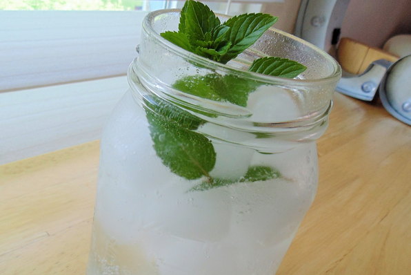 Sparkling Mojitos by the Pitcher 