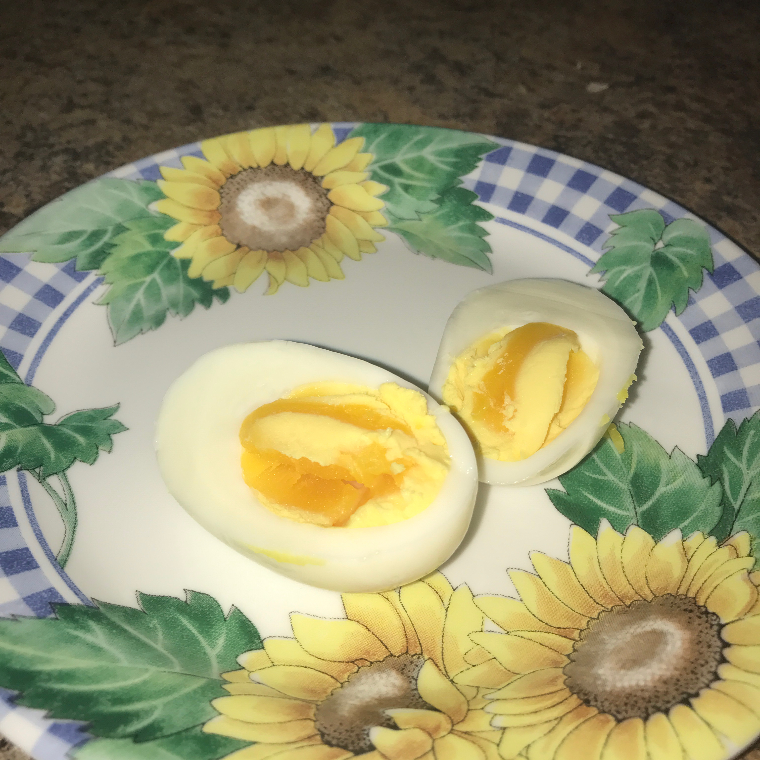 Soft Hard-Boiled Eggs 