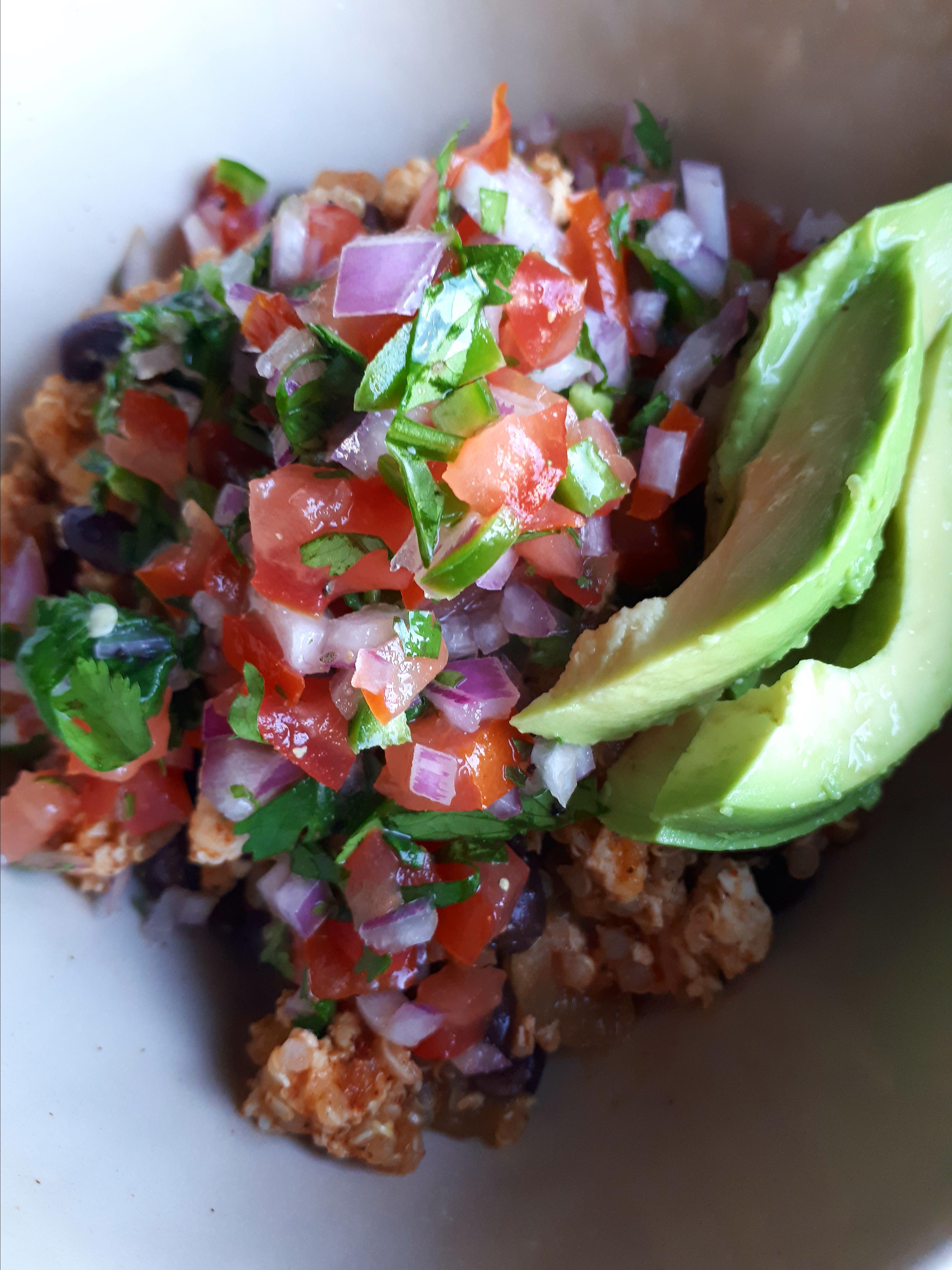 Skillet Chicken and Quinoa with Fresh Salsa Chef V