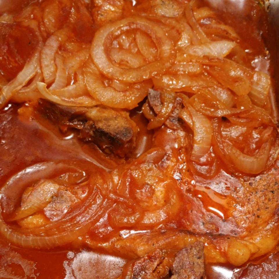Pork Chops in Red Sauce Samantha S