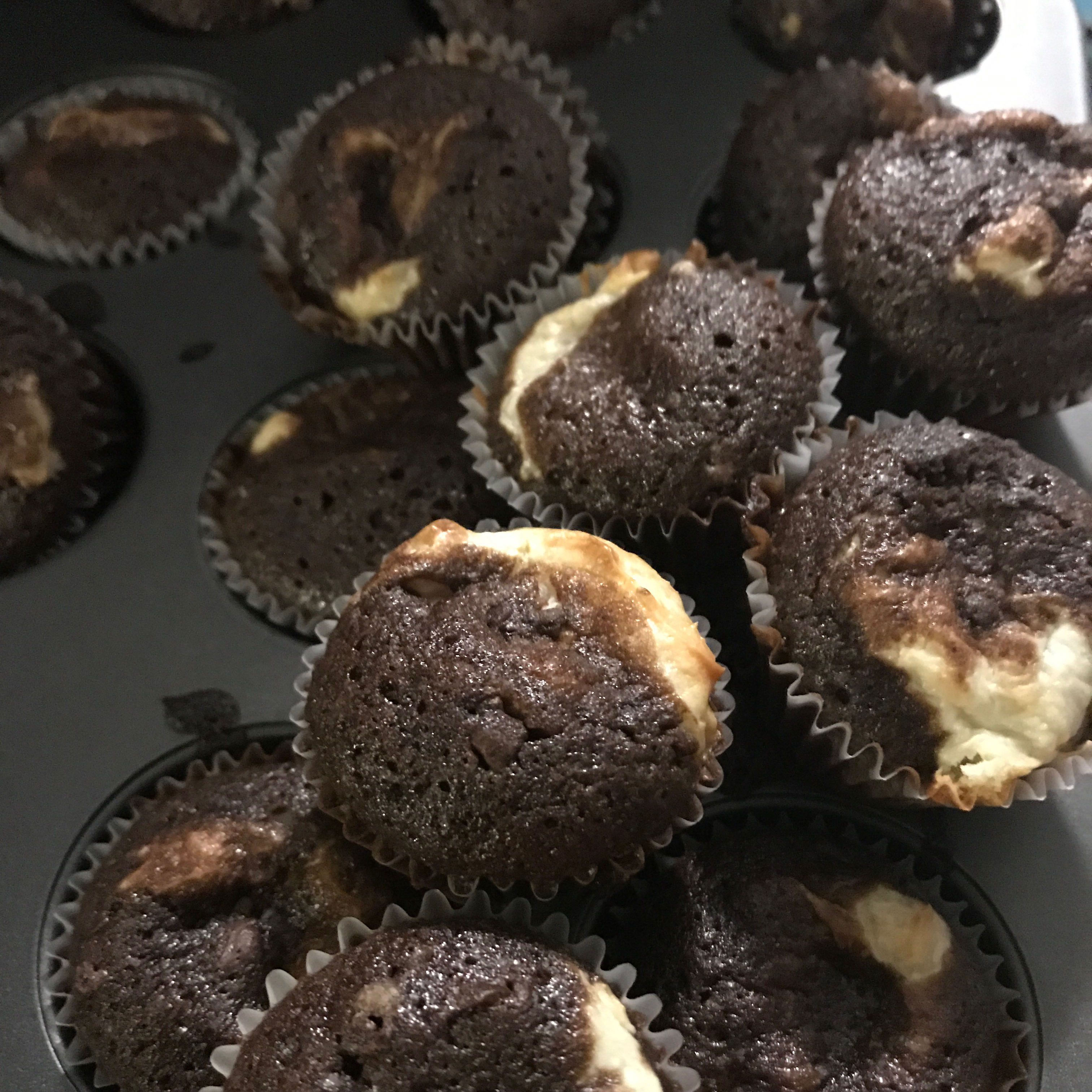 Brownie Cheesecake Cupcakes
