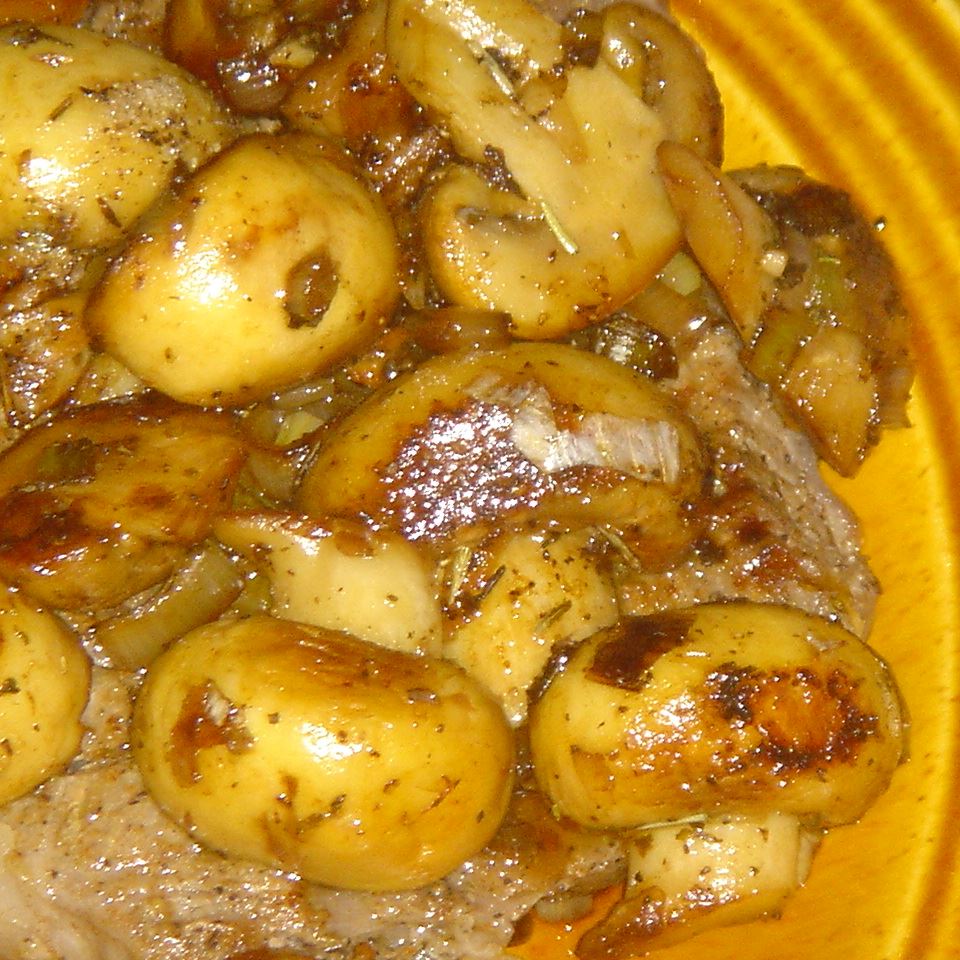 Herbed Mushrooms with White Wine 