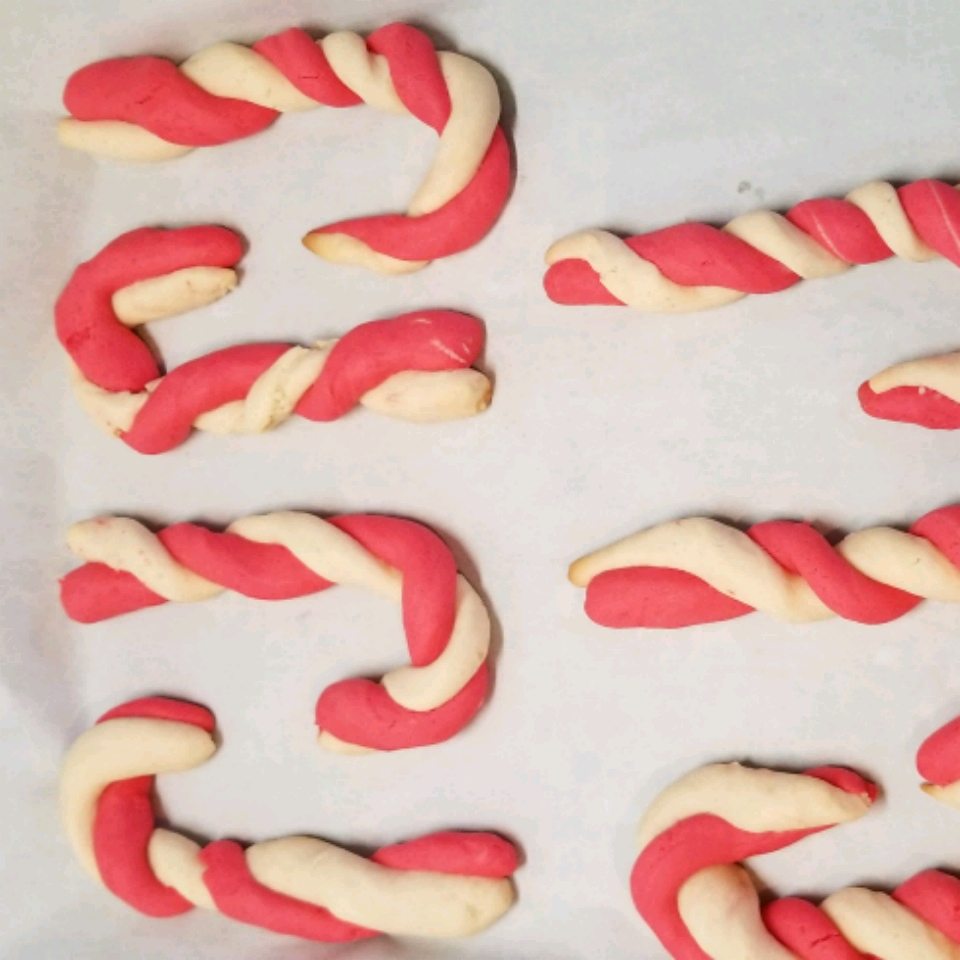 Candy Cane Cookies I Shawn Donald