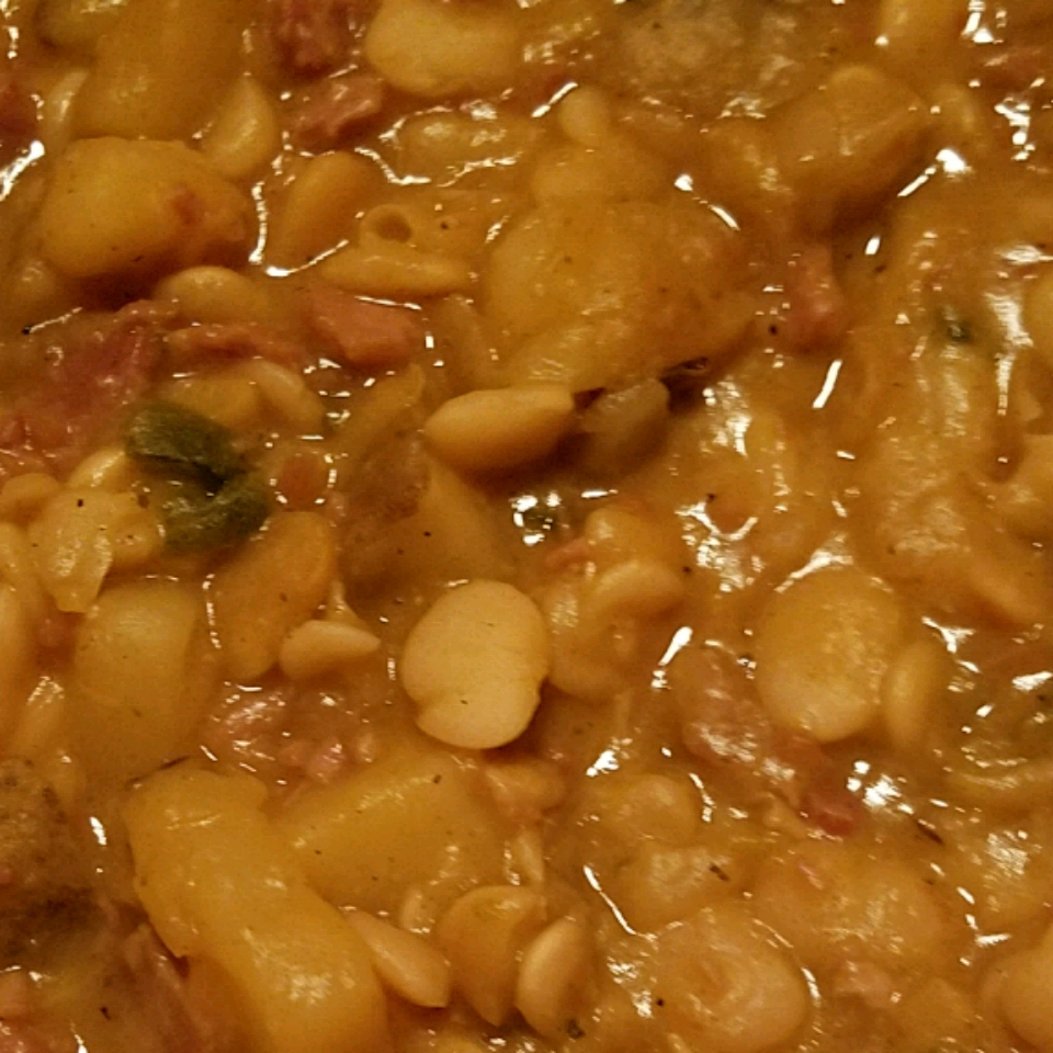Slow Cooker Southern Lima Beans and Ham 