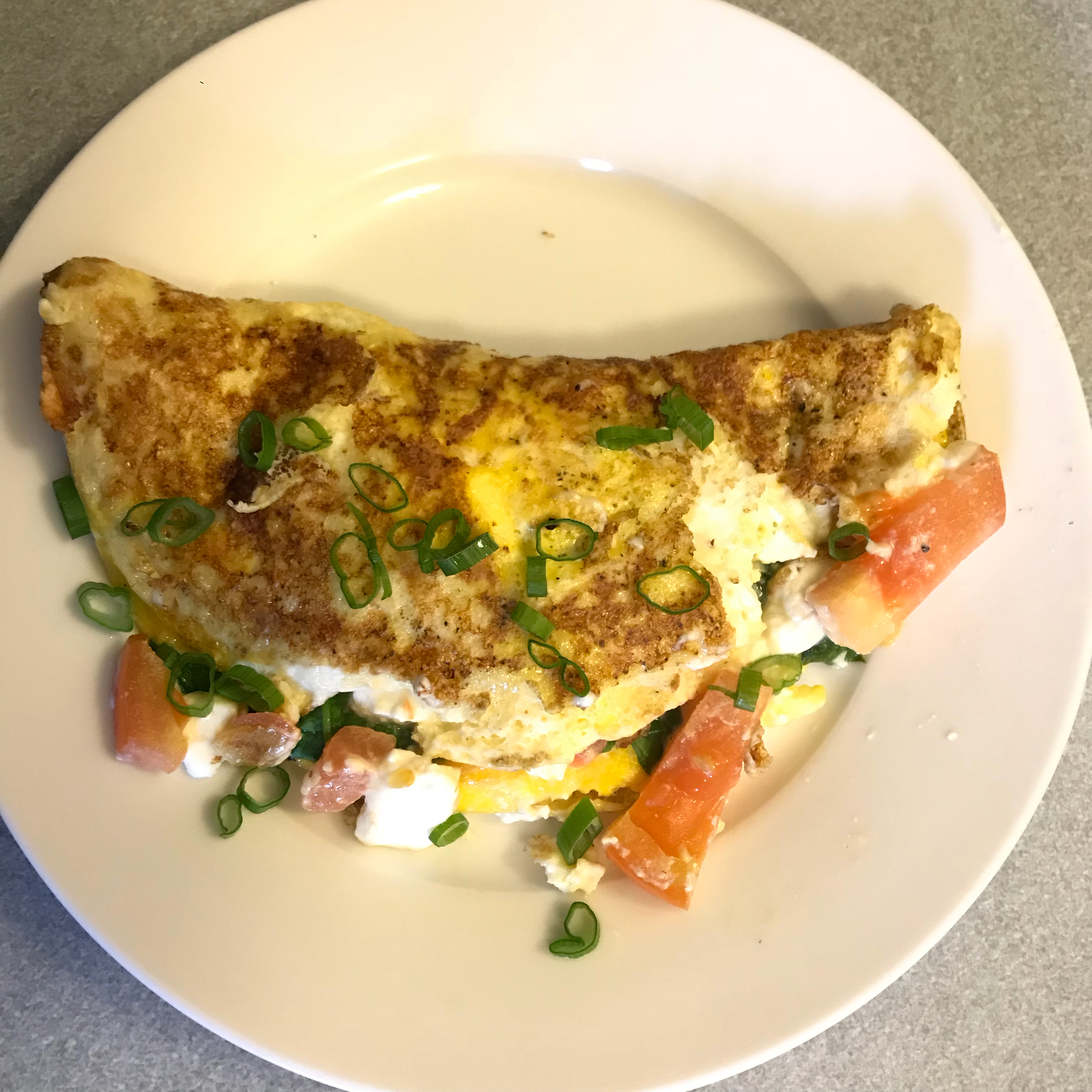 Spinach, Tomato, and Feta Egg White Omelette 