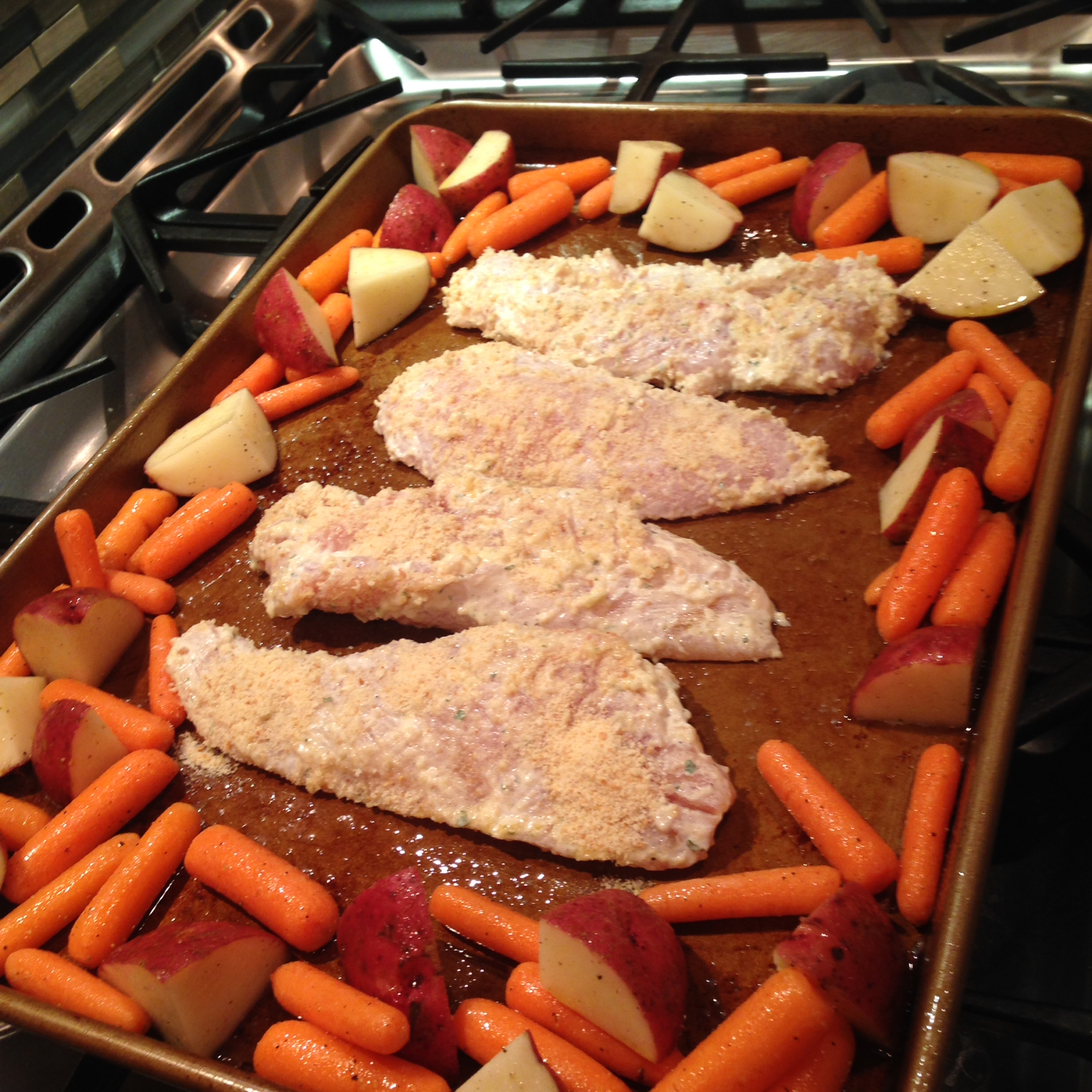 Sheet Pan Dinner with Chicken and Veggies 