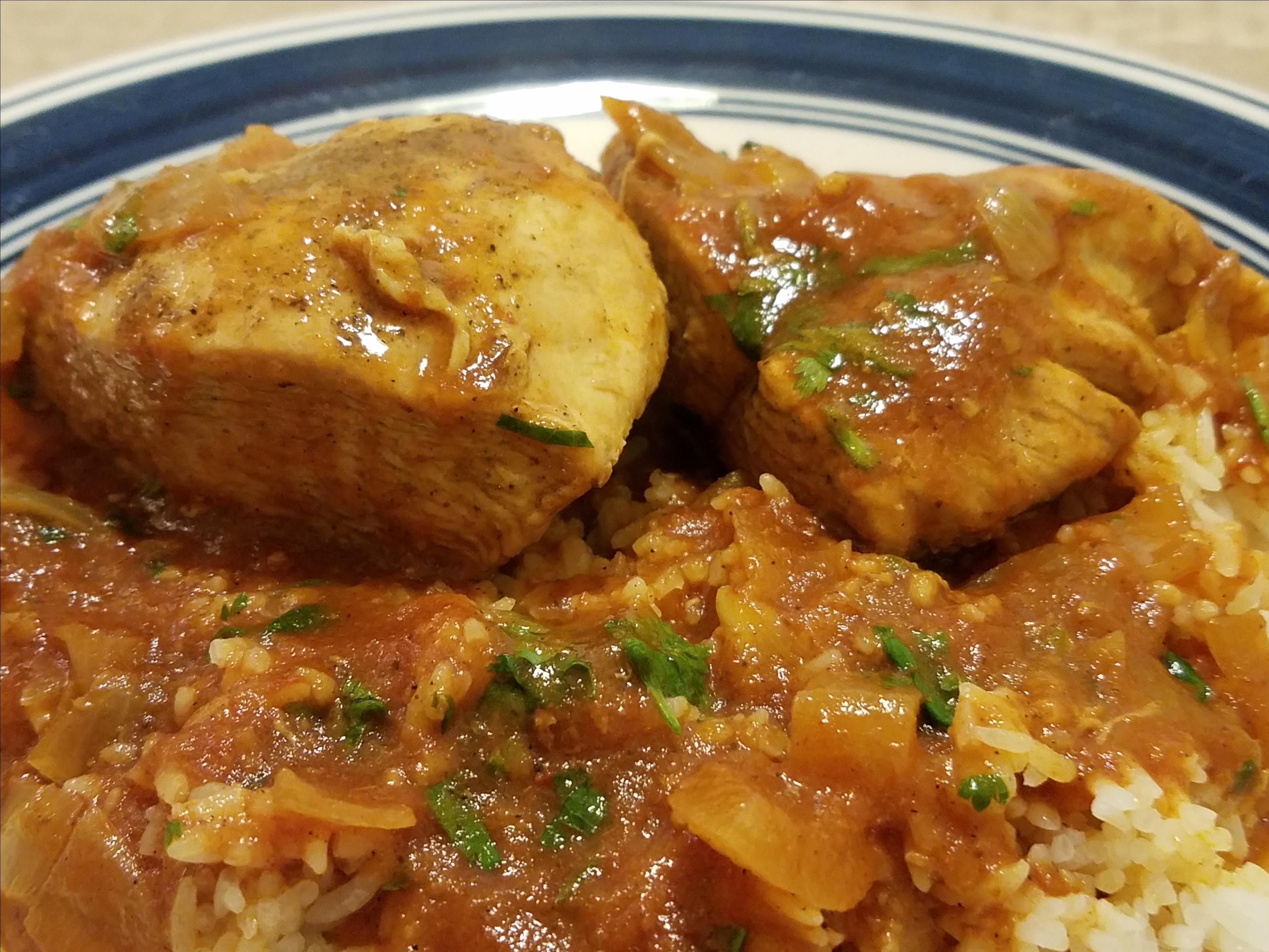 African Chicken in Spicy Red Sauce 